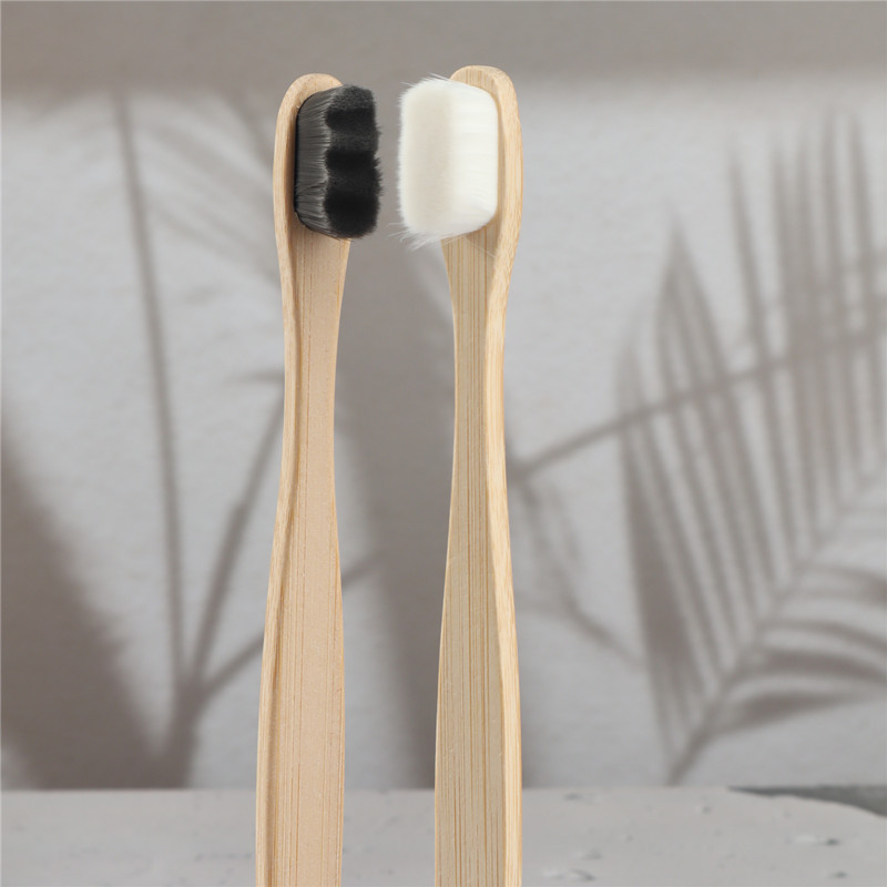 歯茎が弱い方にも優しい、超柔らかい竹製歯ブラシ4本セット。個 - Bamboo Toothbrush のレビューと価格